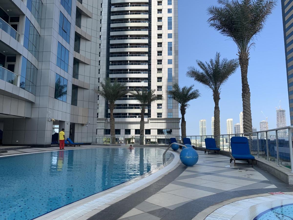 Torch 77 Hostel Dubai Exterior photo